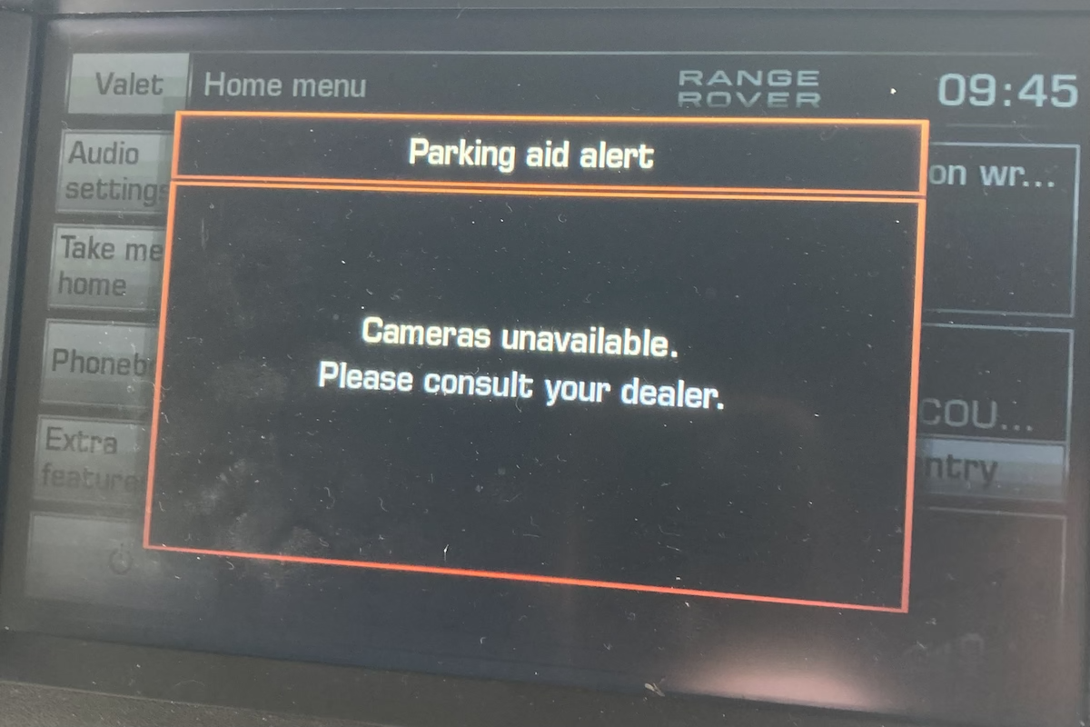 'Cameras unavailable - please consult your dealer.'