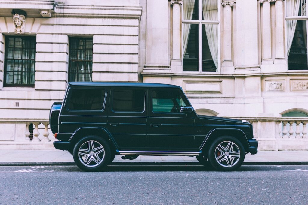 G-Wagon side exterior.
