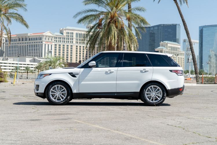 Rent a Range Rover in Las Vegas