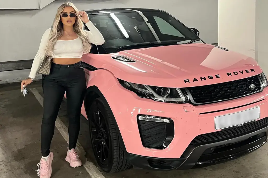 Range Rover mom.